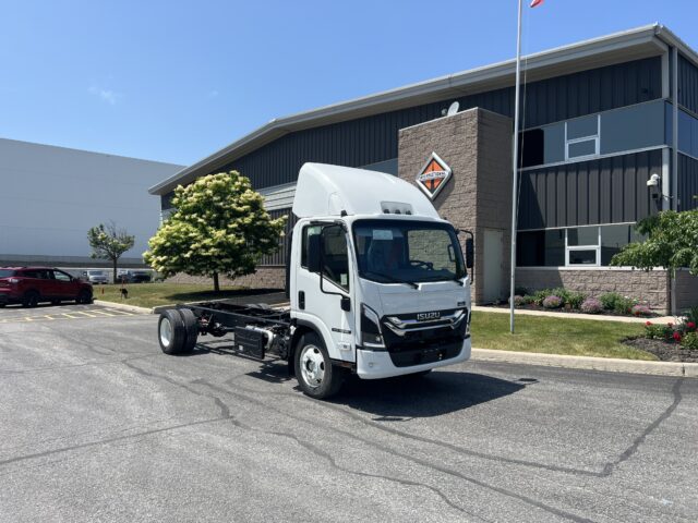 2025 Isuzu NRR Diesel - Lewis Motor Sales Inc.