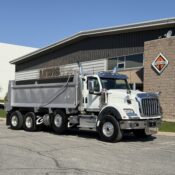 2026 International HX620 Triaxle - photo 2 of 6