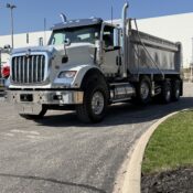 2026 International HX620 Triaxle - photo 4 of 6