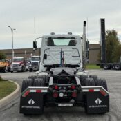 2027 International HX620 6&times;4 - photo 5 of 7