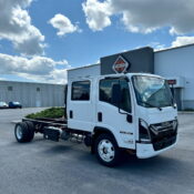2027 Isuzu NRR Diesel Crew Cab - photo 2 of 5