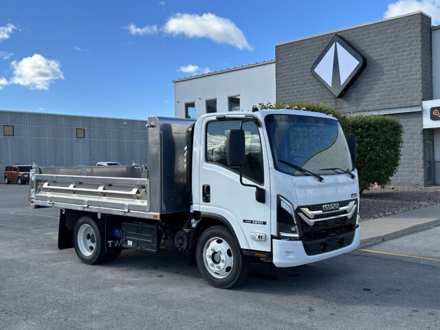 2027 Isuzu NRR w Landscape Dump - main photo
